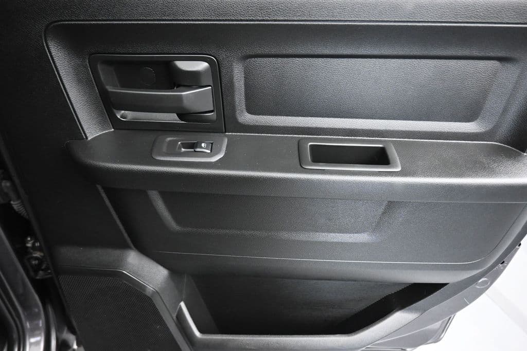 2025 RAM 3500 Tradesman, photo 39 of 65