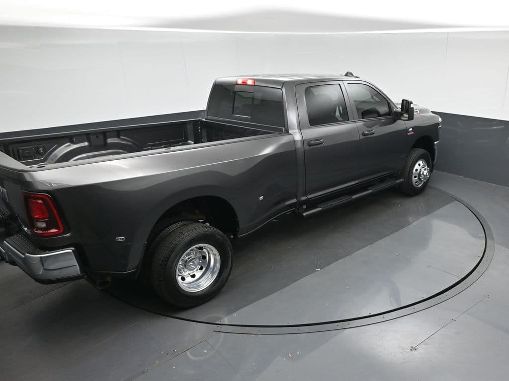 2025 RAM 3500 Tradesman, photo 65 of 65