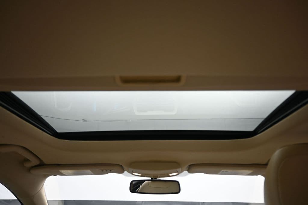 2015 Ford Fusion Hybrid SE, photo 35 of 50
