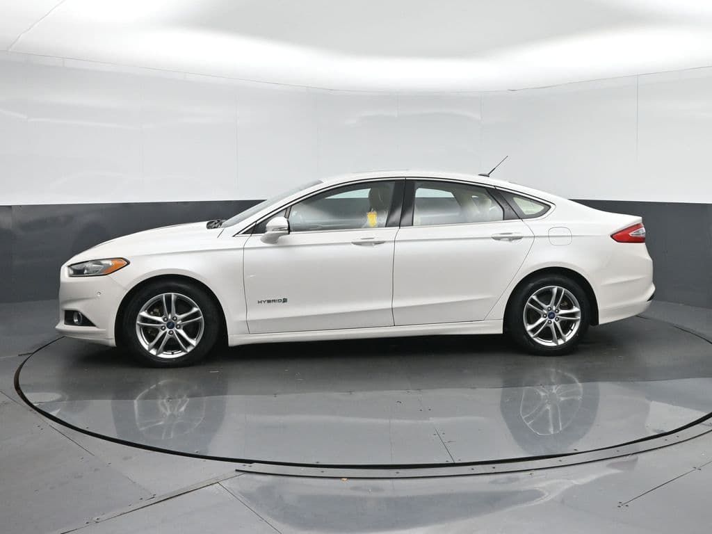 2015 Ford Fusion Hybrid SE, photo 4 of 50