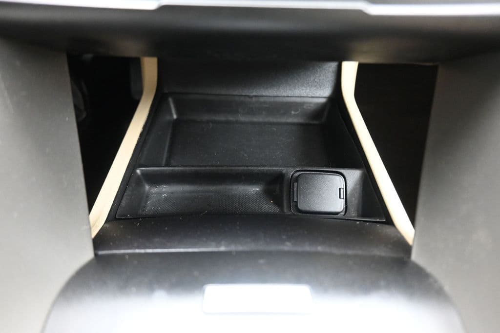 2015 Ford Fusion Hybrid SE, photo 19 of 50