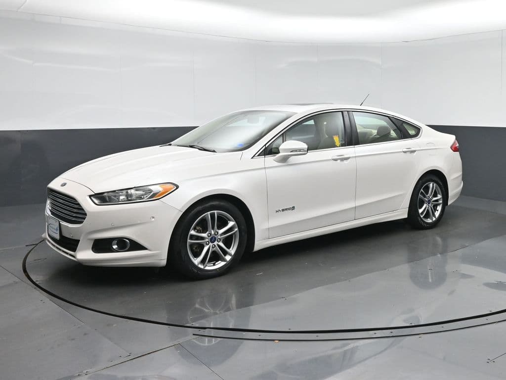 2015 Ford Fusion Hybrid SE, photo 3 of 50