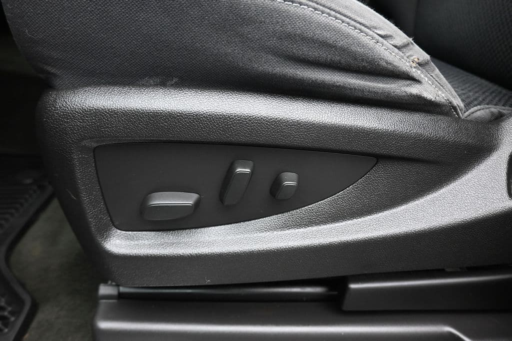 2017 Chevrolet Silverado 1500 LT LT2, photo 13 of 60