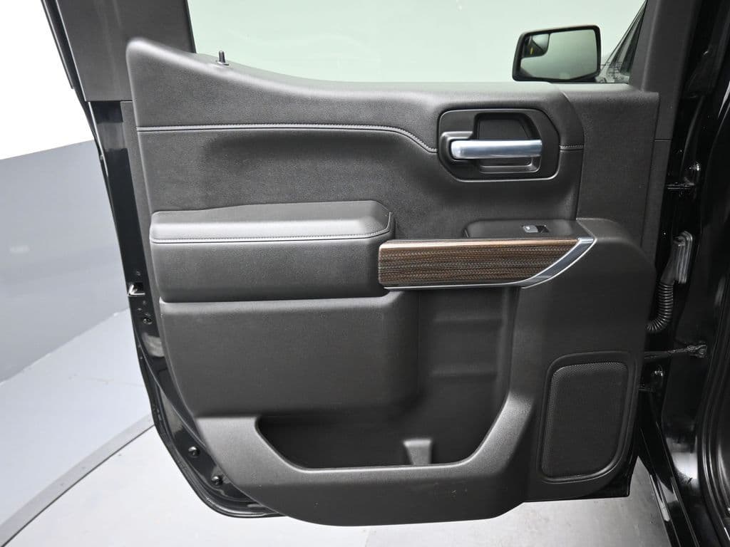2020 Chevrolet Silverado 1500 RST, photo 32 of 64