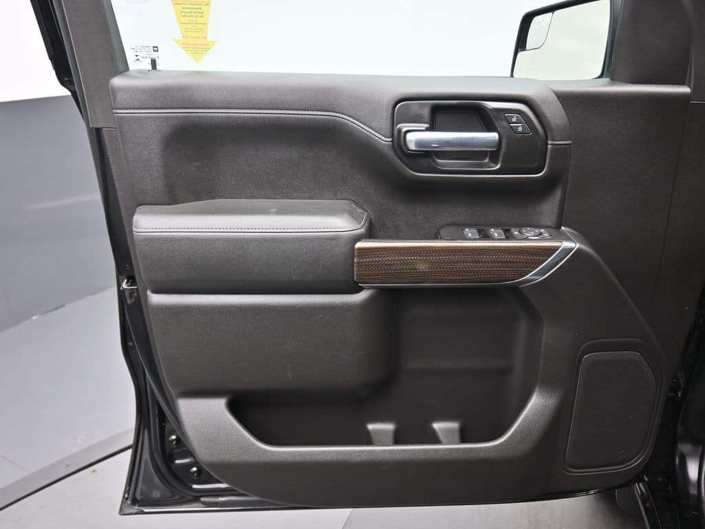 2020 Chevrolet Silverado 1500 RST, photo 9 of 64