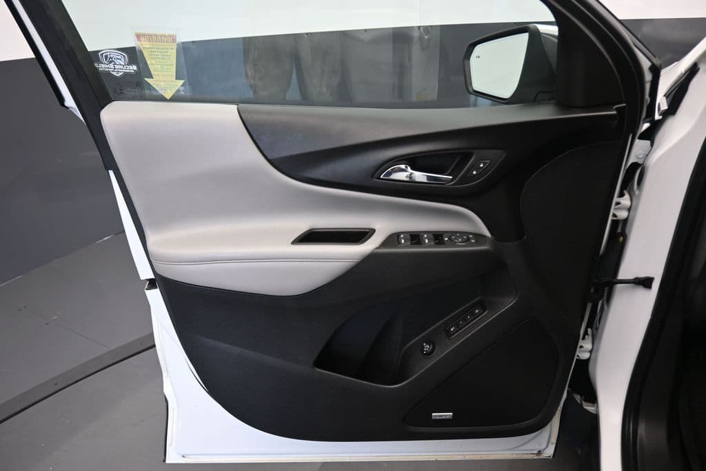 2021 Chevrolet Equinox Premier, photo 9 of 72