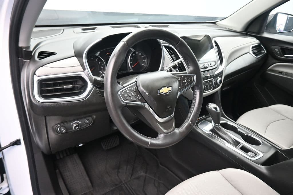 2021 Chevrolet Equinox Premier, photo 14 of 72
