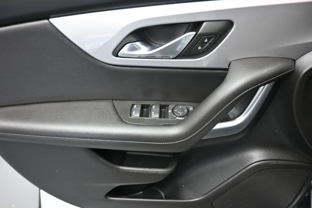 2021 Chevrolet Blazer LT, photo 10 of 60