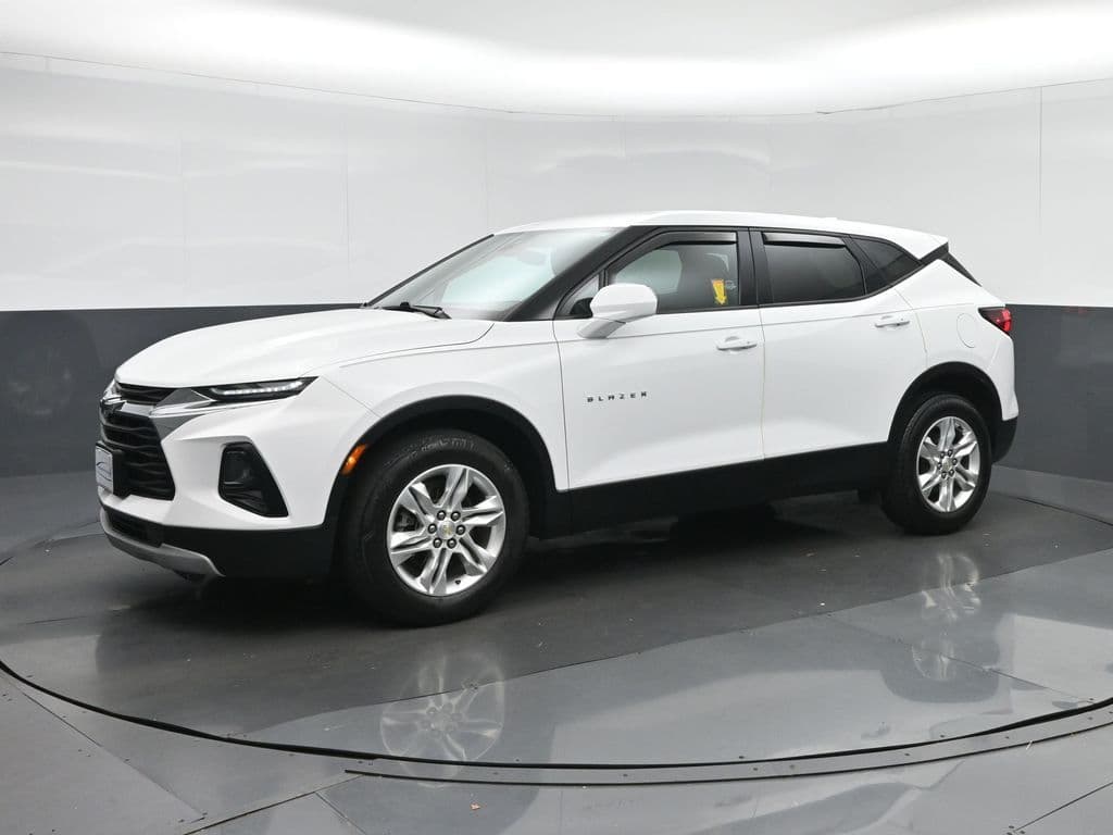 2021 Chevrolet Blazer LT, photo 3 of 60
