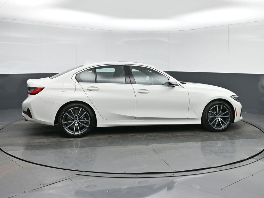 2019 BMW 3 Series 330i xDrive, photo 8 of 57