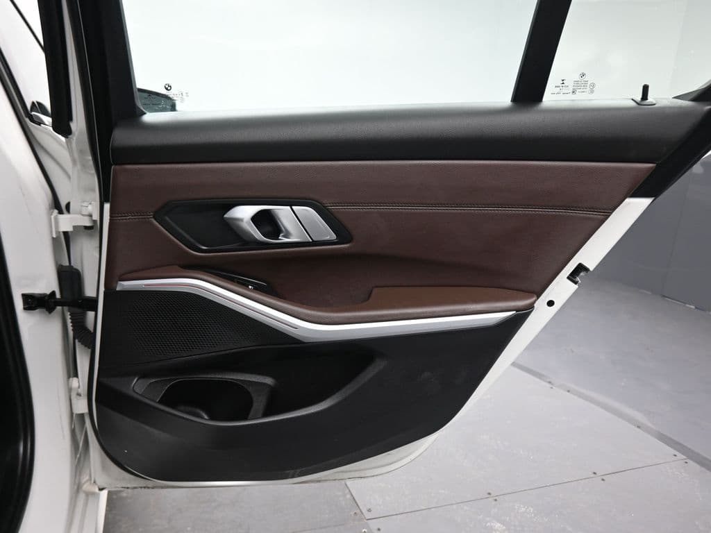 2019 BMW 3 Series 330i xDrive, photo 35 of 57
