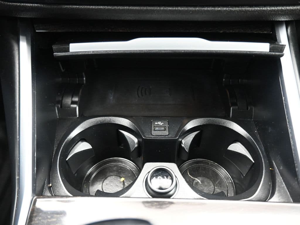 2019 BMW 3 Series 330i xDrive, photo 22 of 57