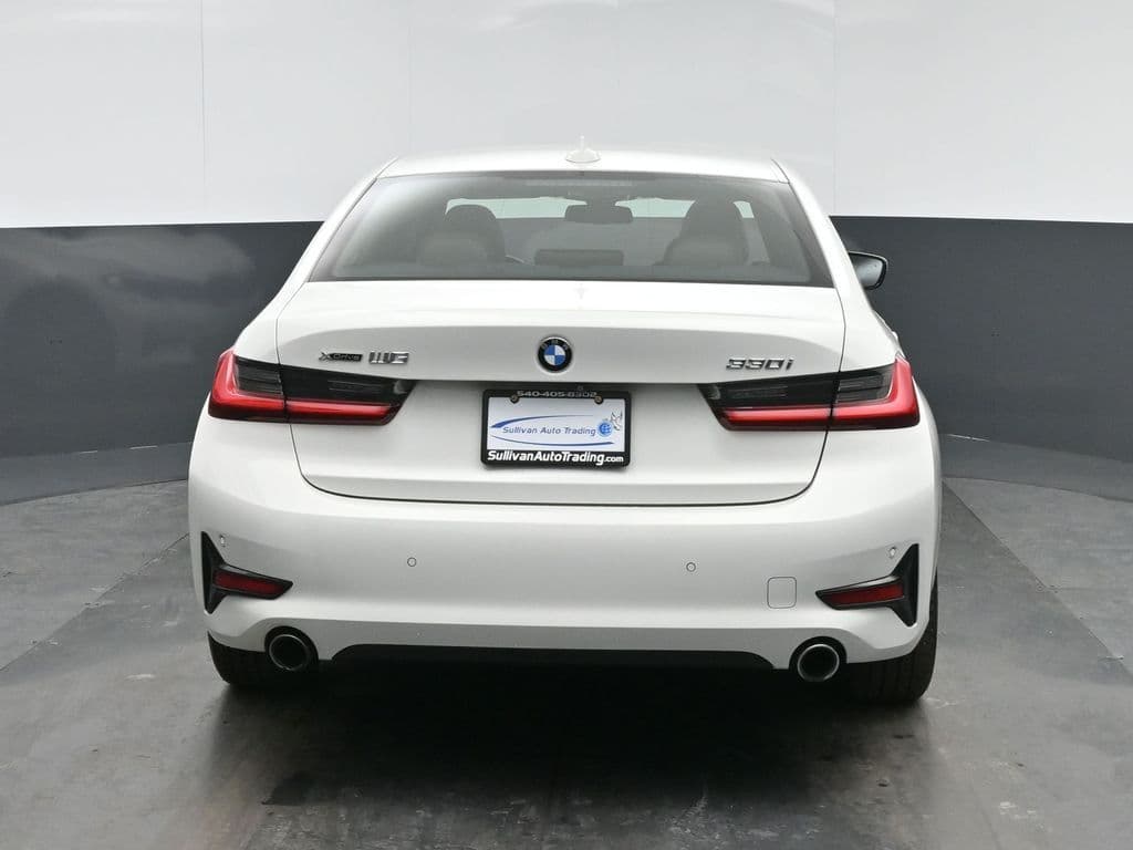 2019 BMW 3 Series 330i xDrive, photo 6 of 57