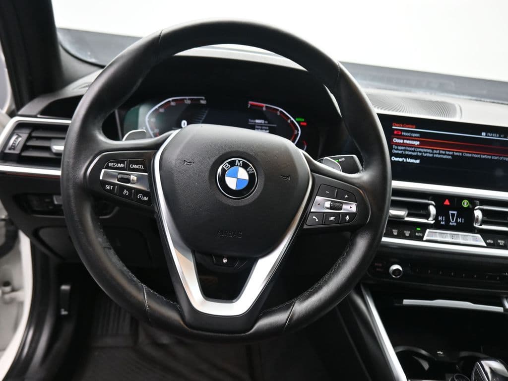 2019 BMW 3 Series 330i xDrive, photo 15 of 57