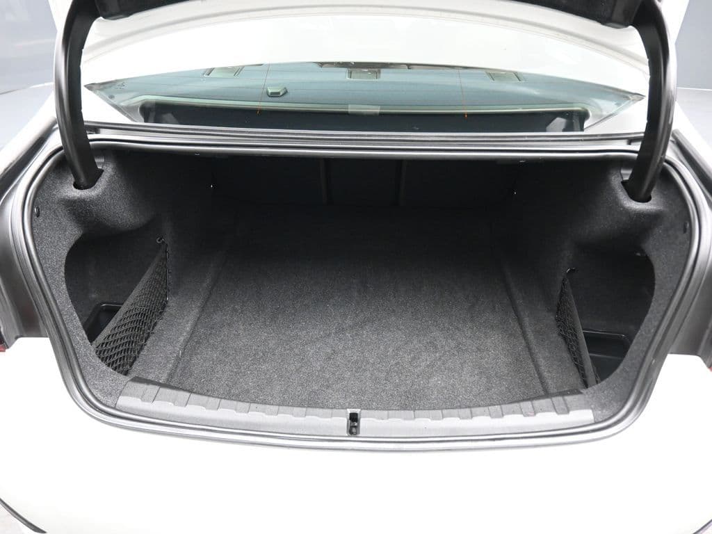 2019 BMW 3 Series 330i xDrive, photo 44 of 57