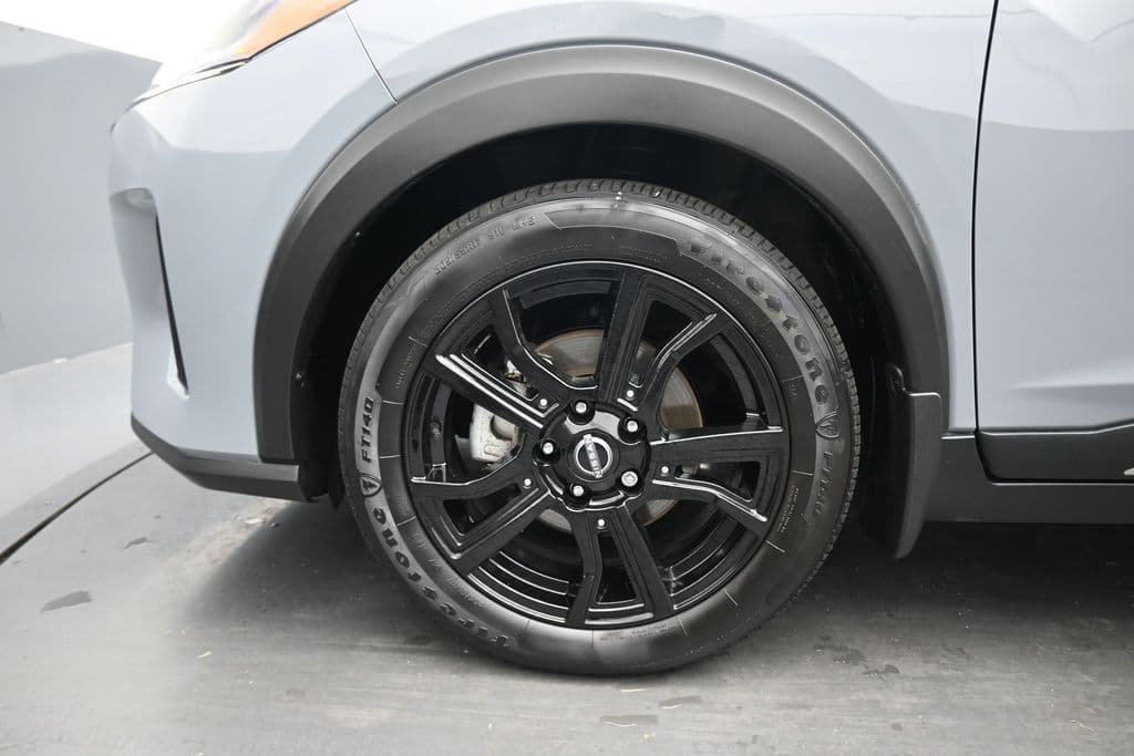 2023 Nissan Kicks SR, photo 48 of 57