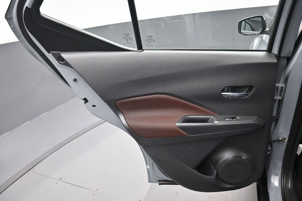 2023 Nissan Kicks SR, photo 30 of 57