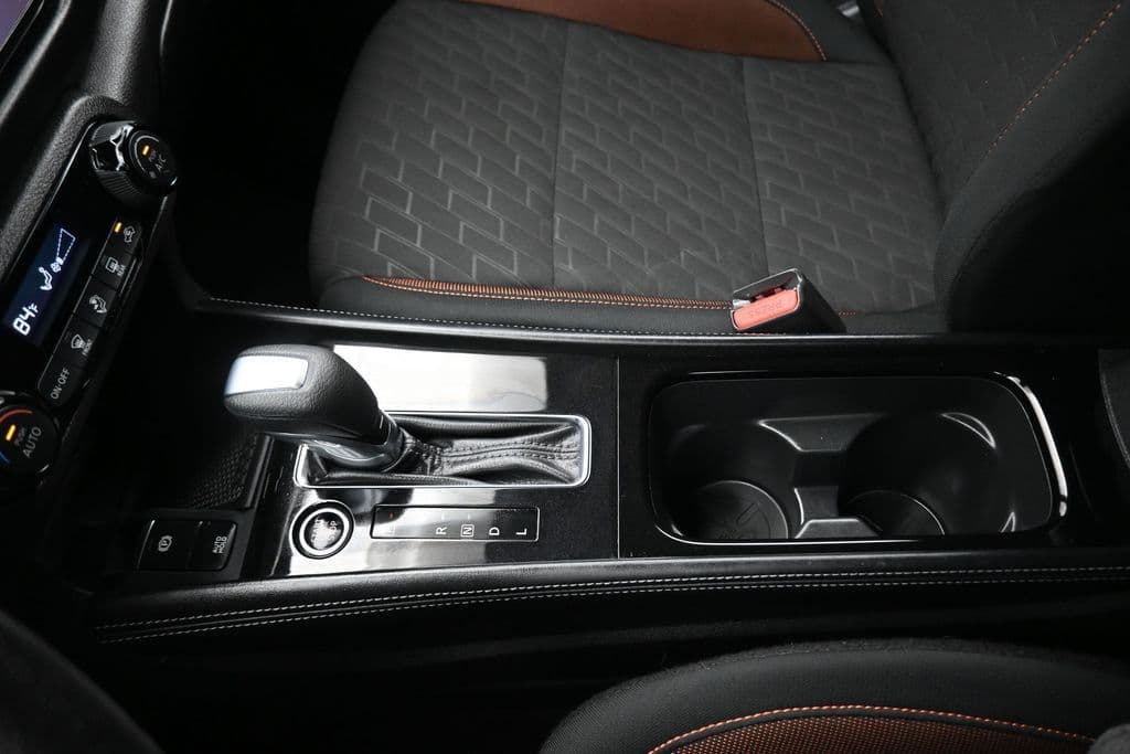 2023 Nissan Kicks SR, photo 24 of 57