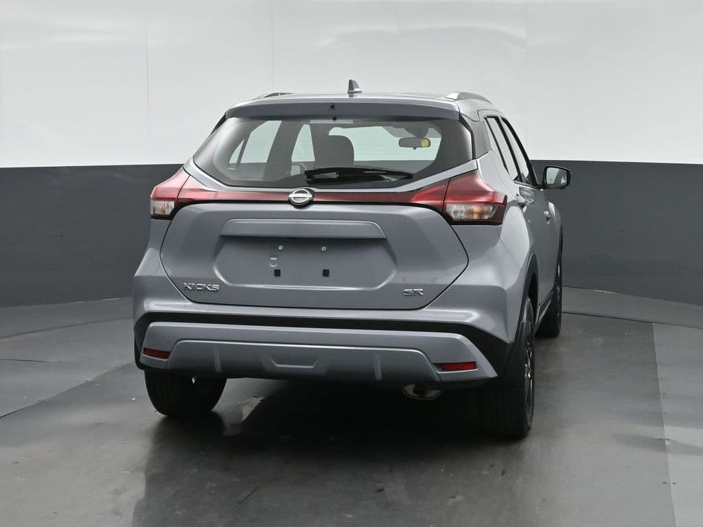 2023 Nissan Kicks SR, photo 6 of 57