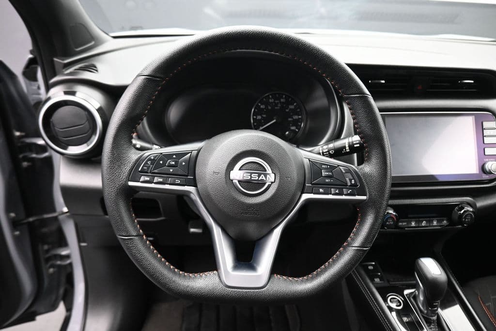 2023 Nissan Kicks SR, photo 14 of 57
