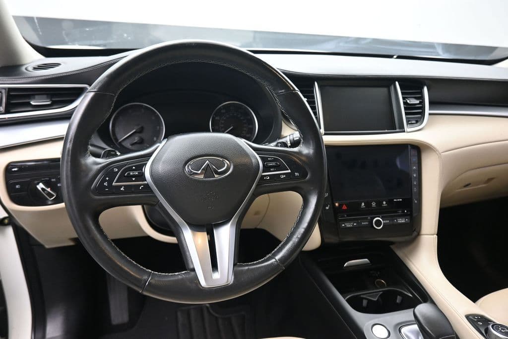 2019 INFINITI QX50 LUXE, photo 14 of 60