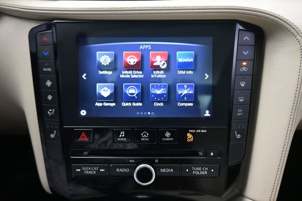 2019 INFINITI QX50 LUXE, photo 17 of 60