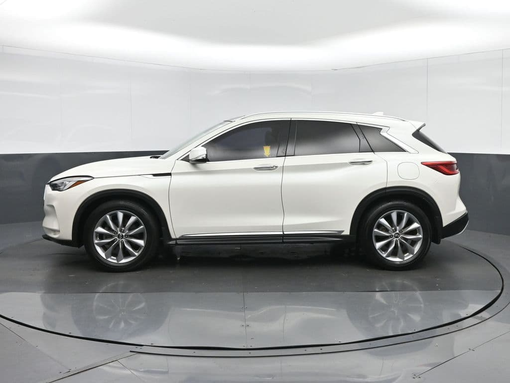 2019 INFINITI QX50 LUXE, photo 4 of 60