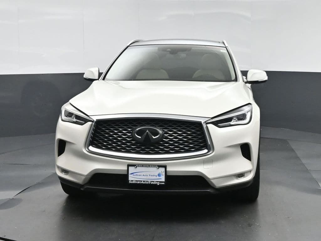 2019 INFINITI QX50 LUXE, photo 2 of 60