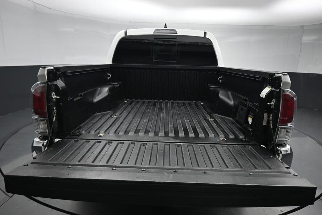 2022 Toyota Tacoma TRD Off-Road V6, photo 44 of 60
