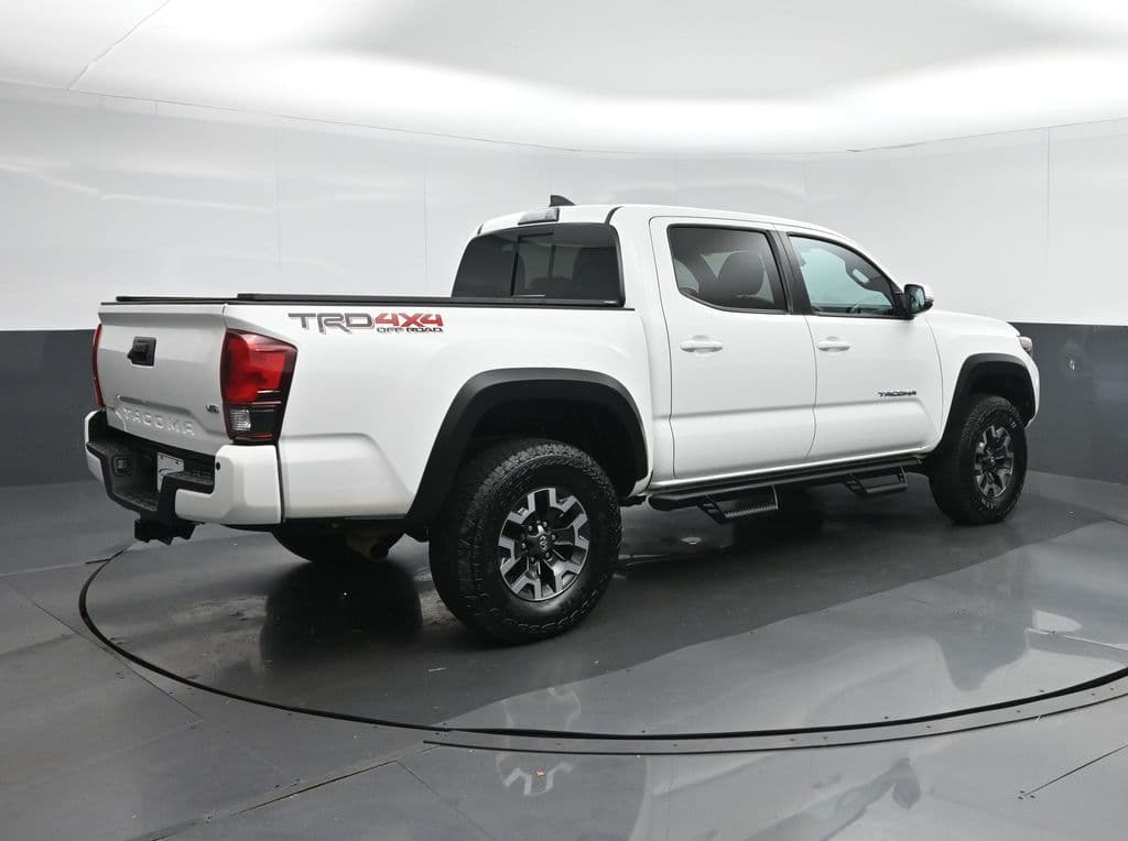 2019 Toyota Tacoma TRD Off-Road V6, photo 7 of 63