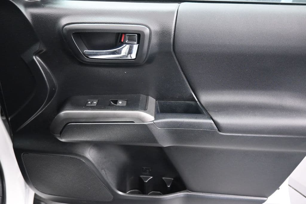 2019 Toyota Tacoma TRD Off-Road V6, photo 44 of 63