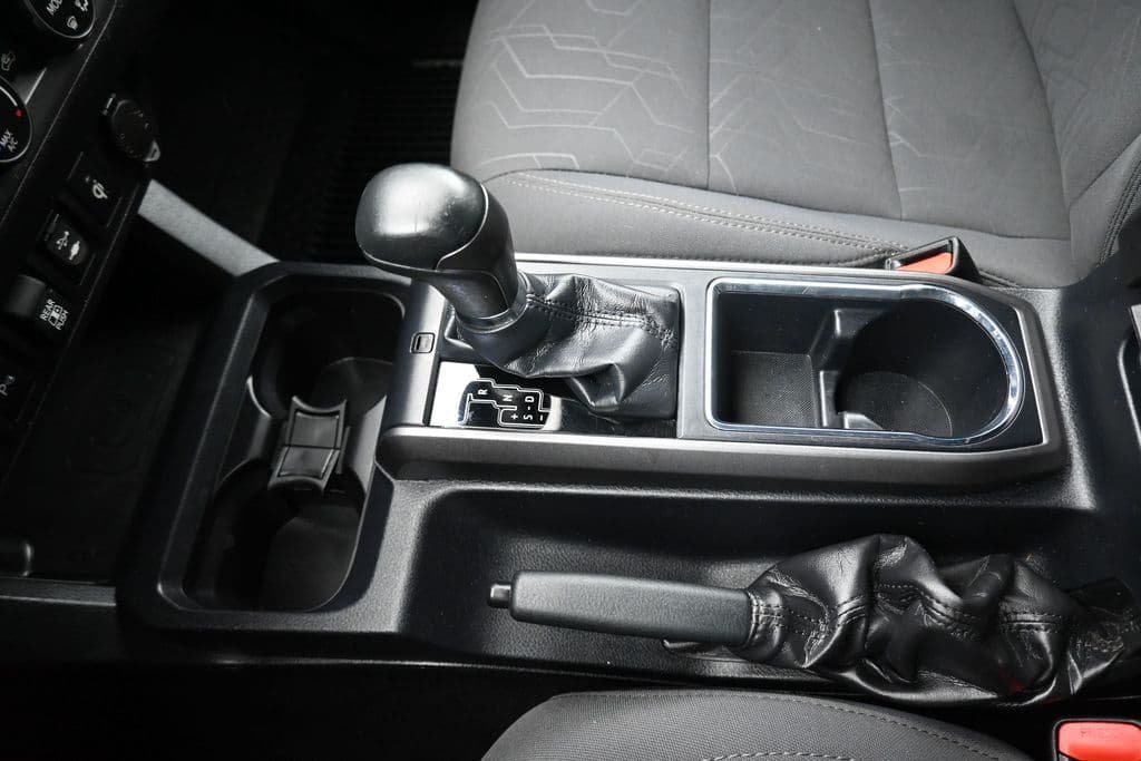 2019 Toyota Tacoma TRD Off-Road V6, photo 25 of 63