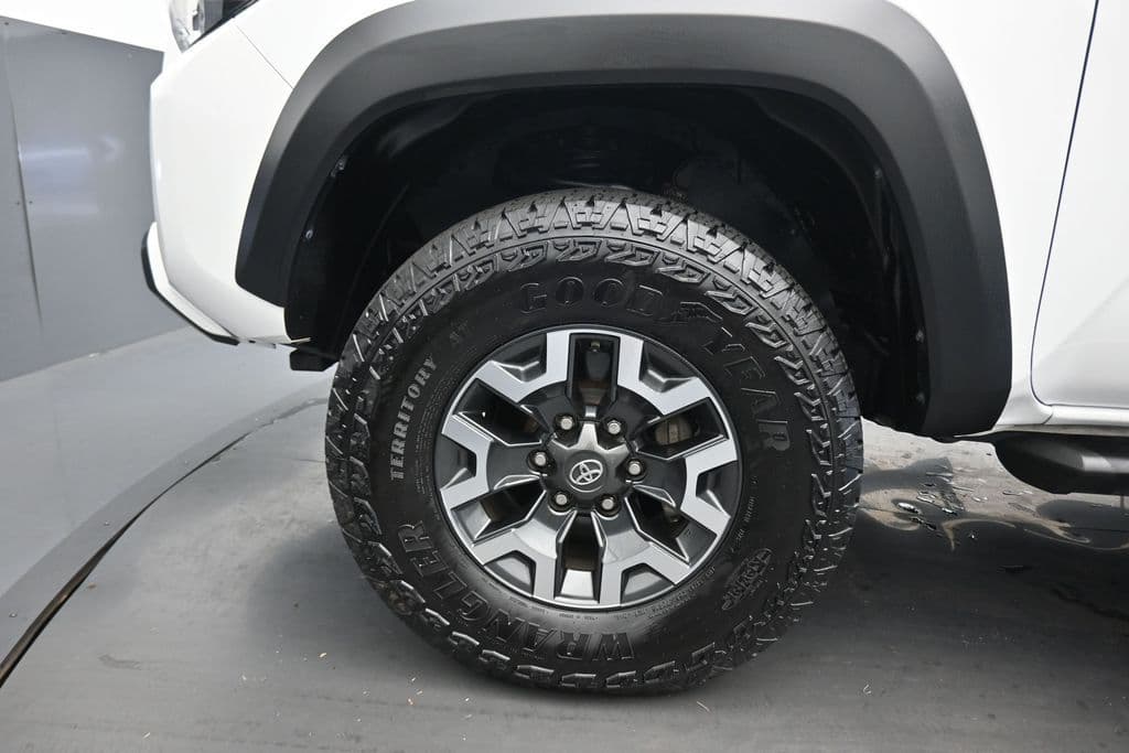 2019 Toyota Tacoma TRD Off-Road V6, photo 54 of 63