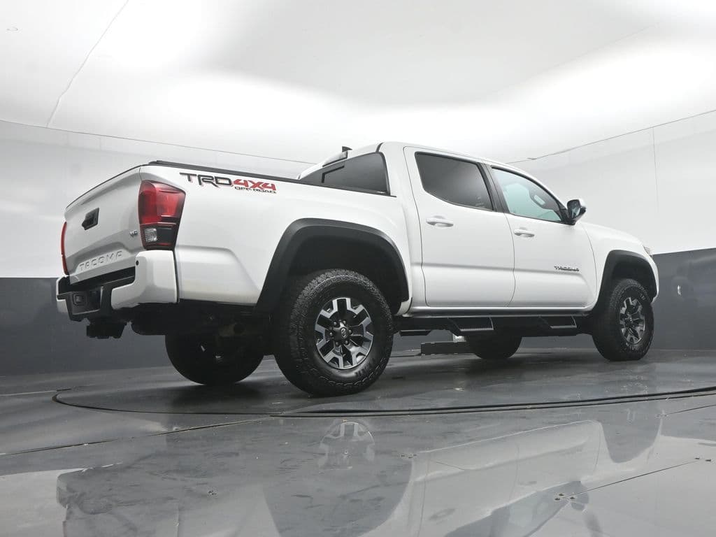 2019 Toyota Tacoma TRD Off-Road V6, photo 59 of 63