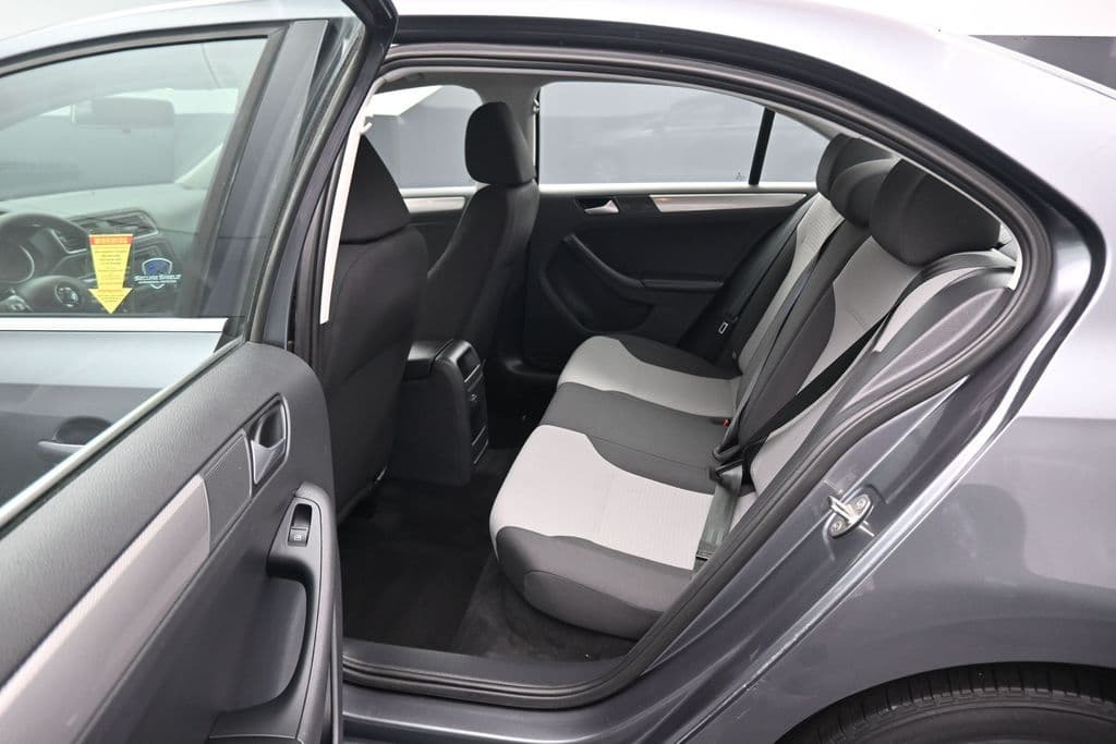 2017 Volkswagen Jetta 1.4T S, photo 29 of 55