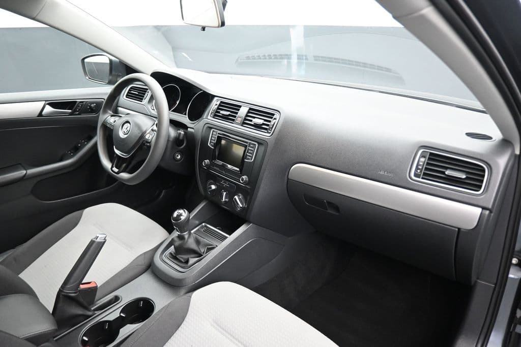 2017 Volkswagen Jetta 1.4T S, photo 39 of 55