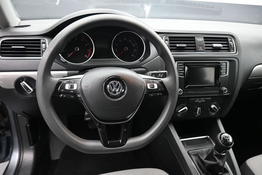 2017 Volkswagen Jetta 1.4T S, photo 15 of 55