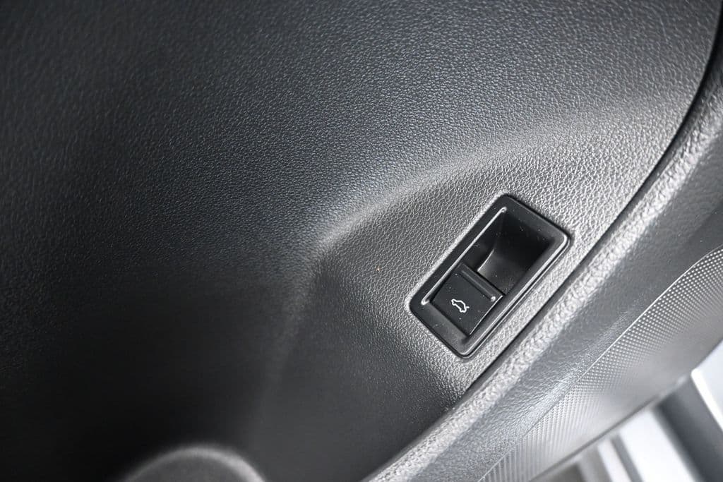 2017 Volkswagen Jetta 1.4T S, photo 11 of 55
