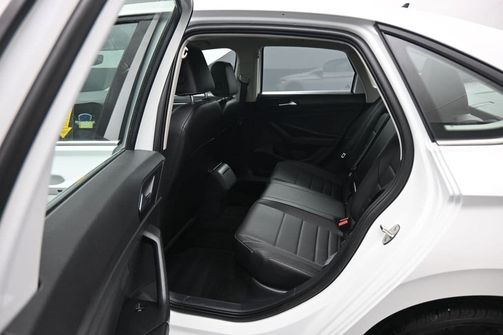 2024 Volkswagen Jetta 1.5T SE, photo 33 of 58