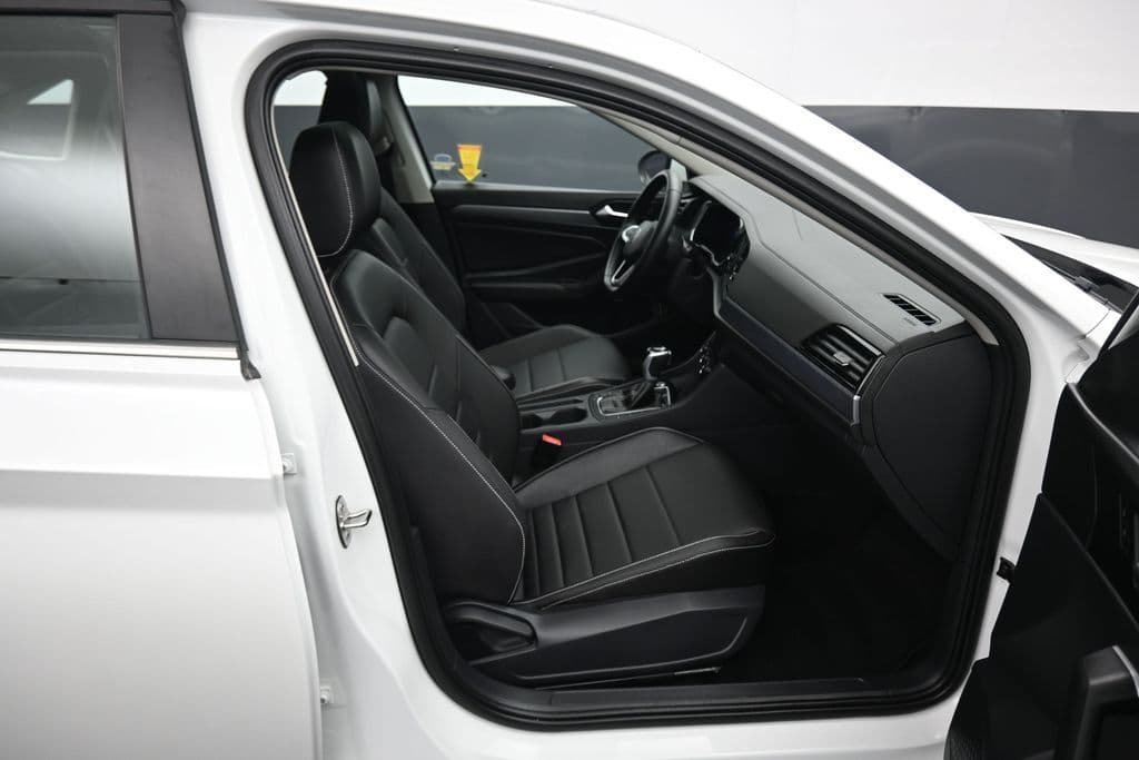 2024 Volkswagen Jetta 1.5T SE, photo 42 of 58