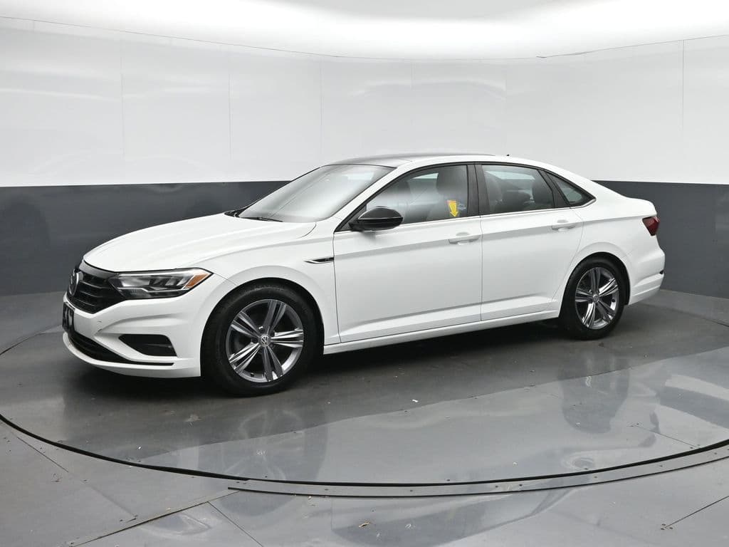2019 Volkswagen Jetta R-Line, photo 3 of 56