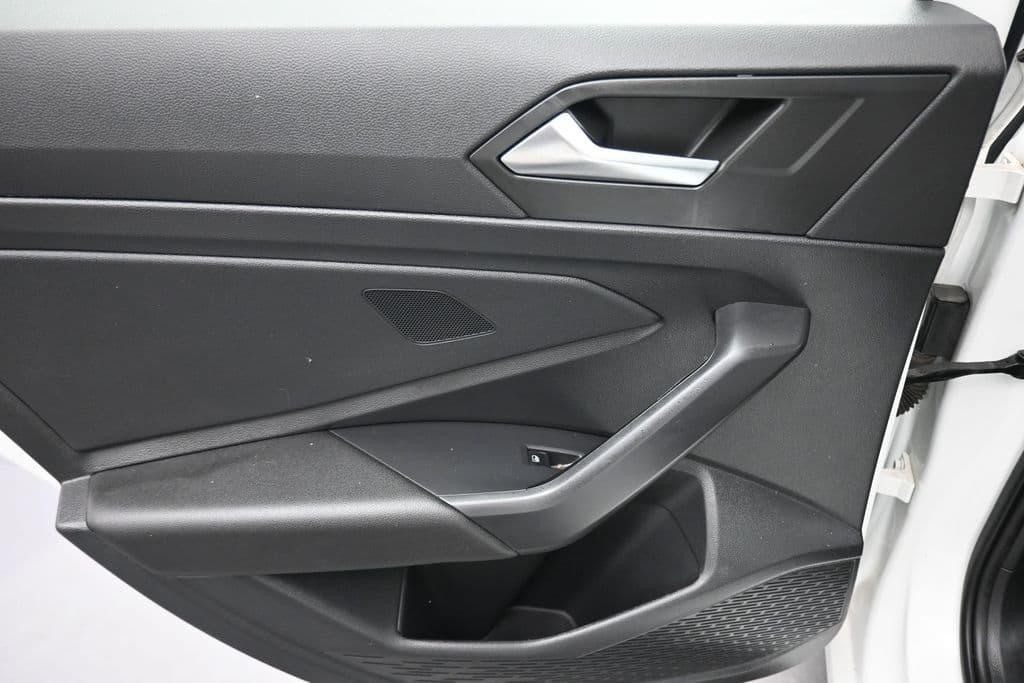 2019 Volkswagen Jetta R-Line, photo 29 of 56