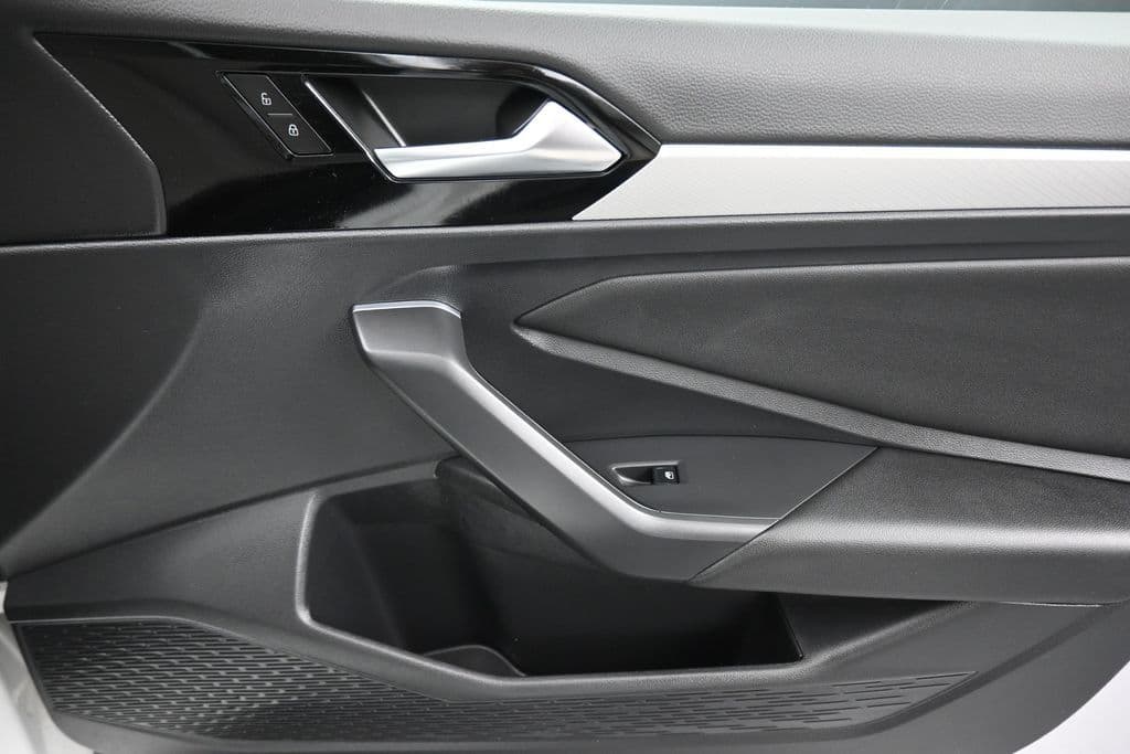 2019 Volkswagen Jetta R-Line, photo 39 of 56