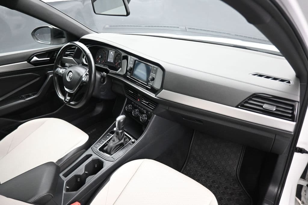2019 Volkswagen Jetta R-Line, photo 41 of 56