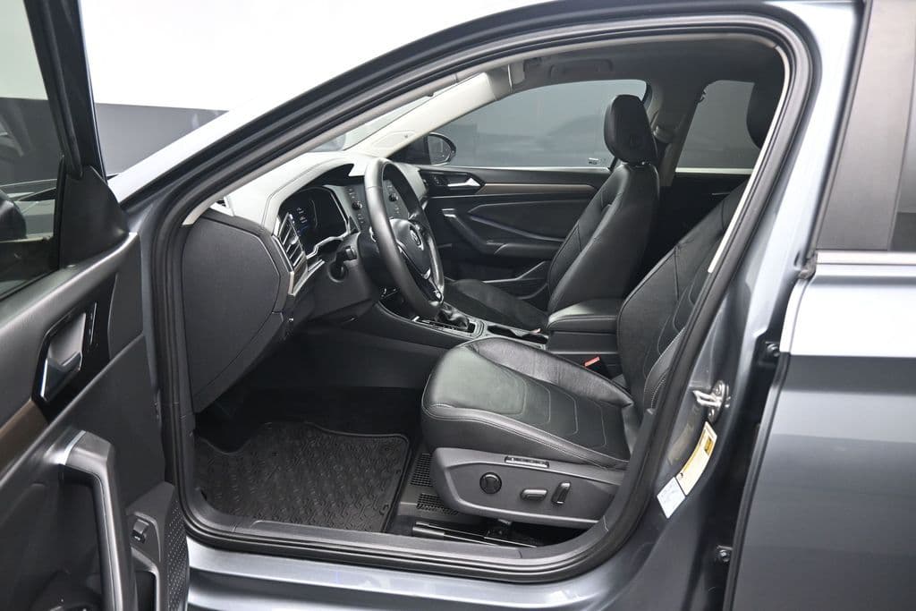 2020 Volkswagen Jetta SEL Premium, photo 12 of 60