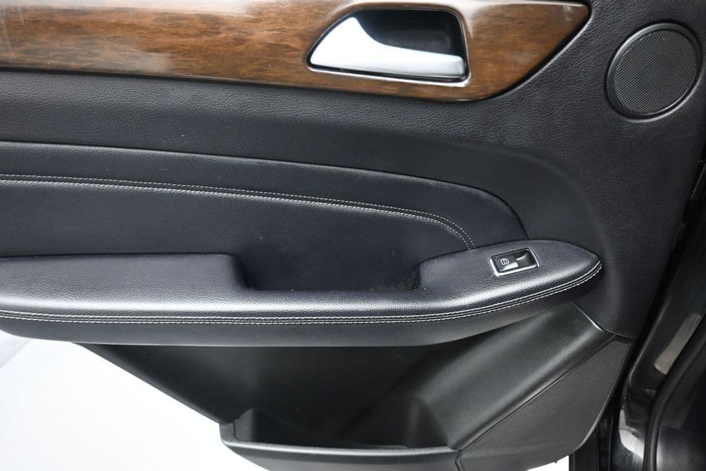 2015 Mercedes-Benz M-Class ML 250 BlueTEC®, photo 29 of 58