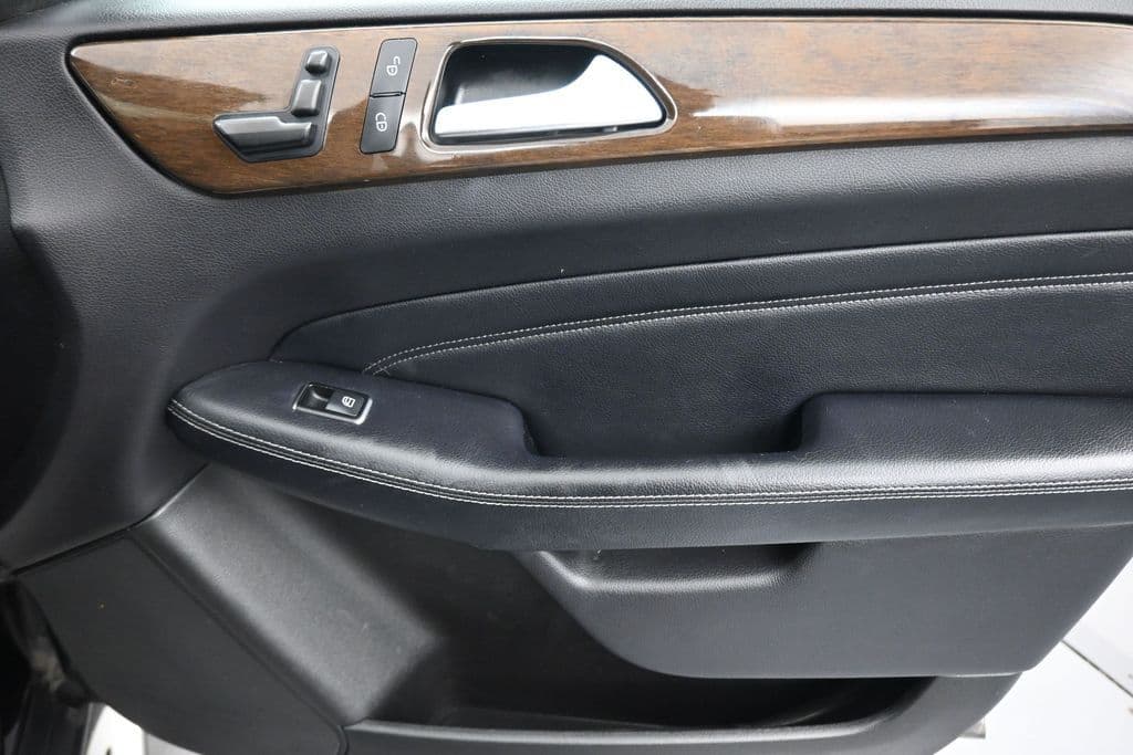 2015 Mercedes-Benz M-Class ML 250 BlueTEC®, photo 39 of 58