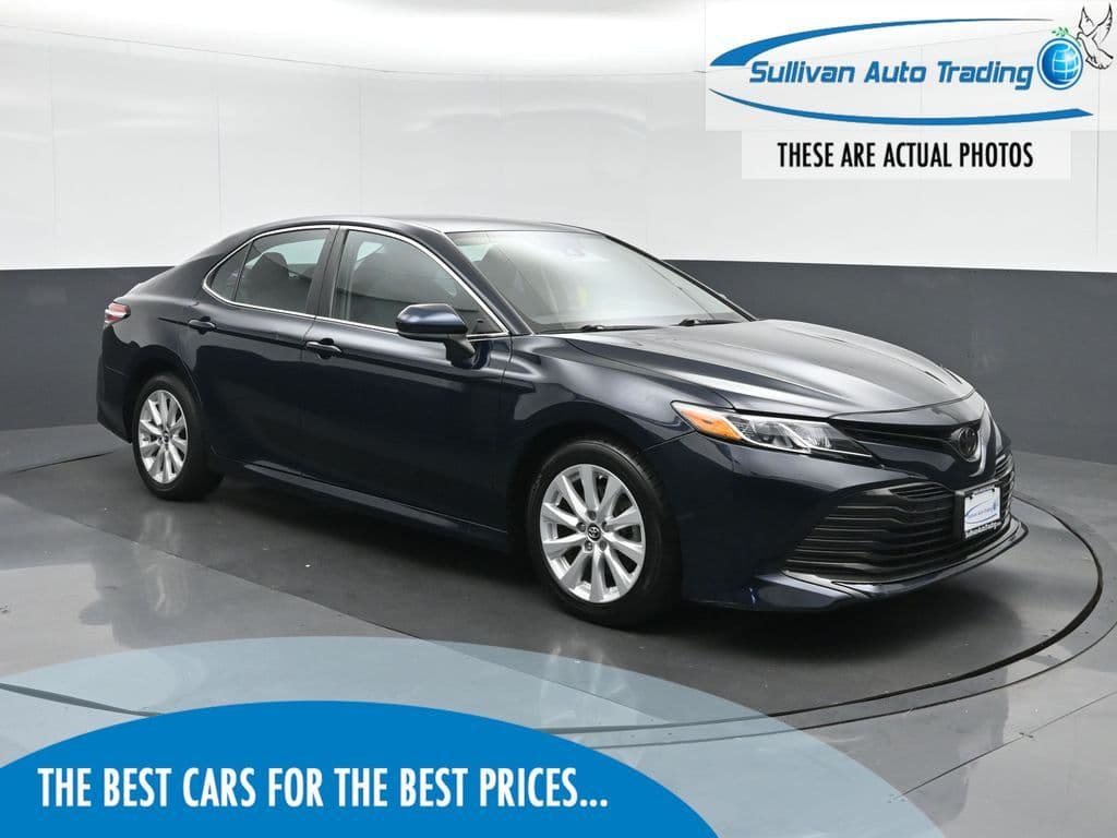 2019 Toyota Camry LE, photo 1 of 56