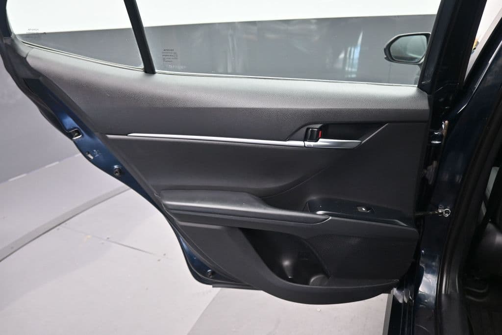 2019 Toyota Camry LE, photo 27 of 56