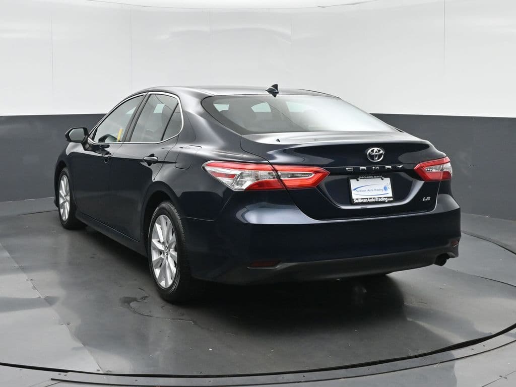 2019 Toyota Camry LE, photo 5 of 56